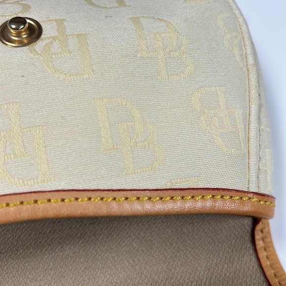 Dooney and Bourke Flap Snap Wristlet Cream Beige - Picture 10 of 10